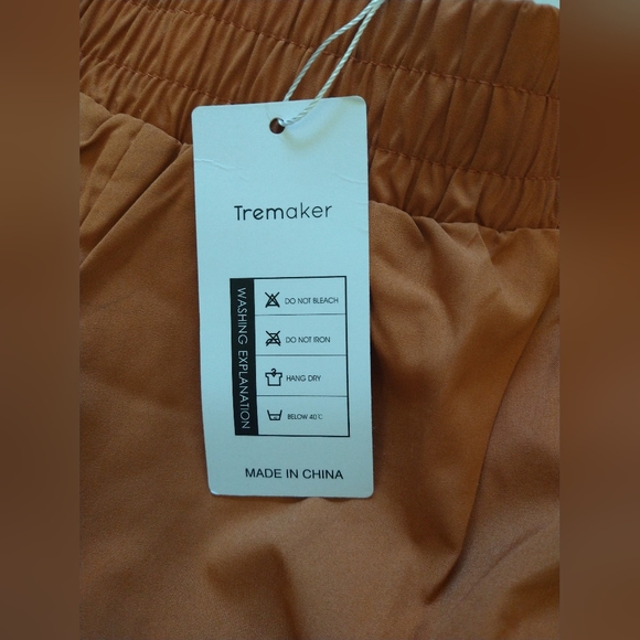 Tremaker Women Red Brown Running Shorts Size M Lined Small Pocket Elastic Waist - Picture 4 of 9
